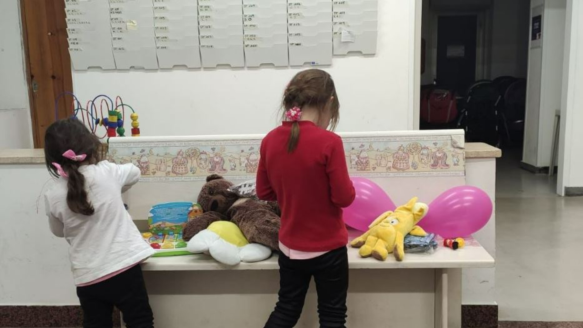 Immagine di Caritas, allarme bambini 0-3 anni. Uno su sette senza cibo né cure