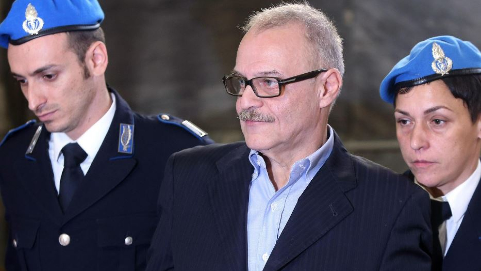 Immagine di Renato Vallanzasca può avere permessi premio per uscire
