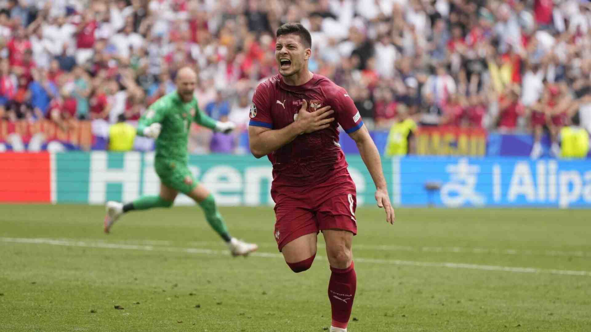Immagine di Per fortuna che il gol al 95’ è di Jovic e non di un sudamericano. Ci siamo risparmiati litri di retorica