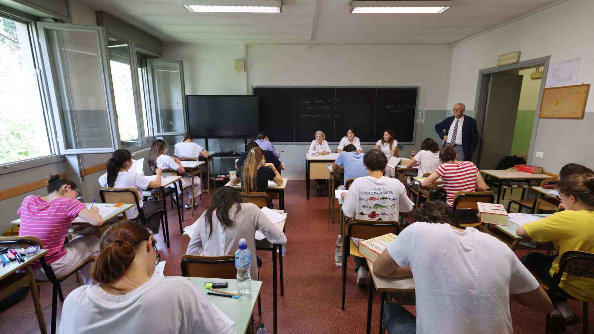 Immagine di Voti, crediti e fake news: l'esame ai raggi x