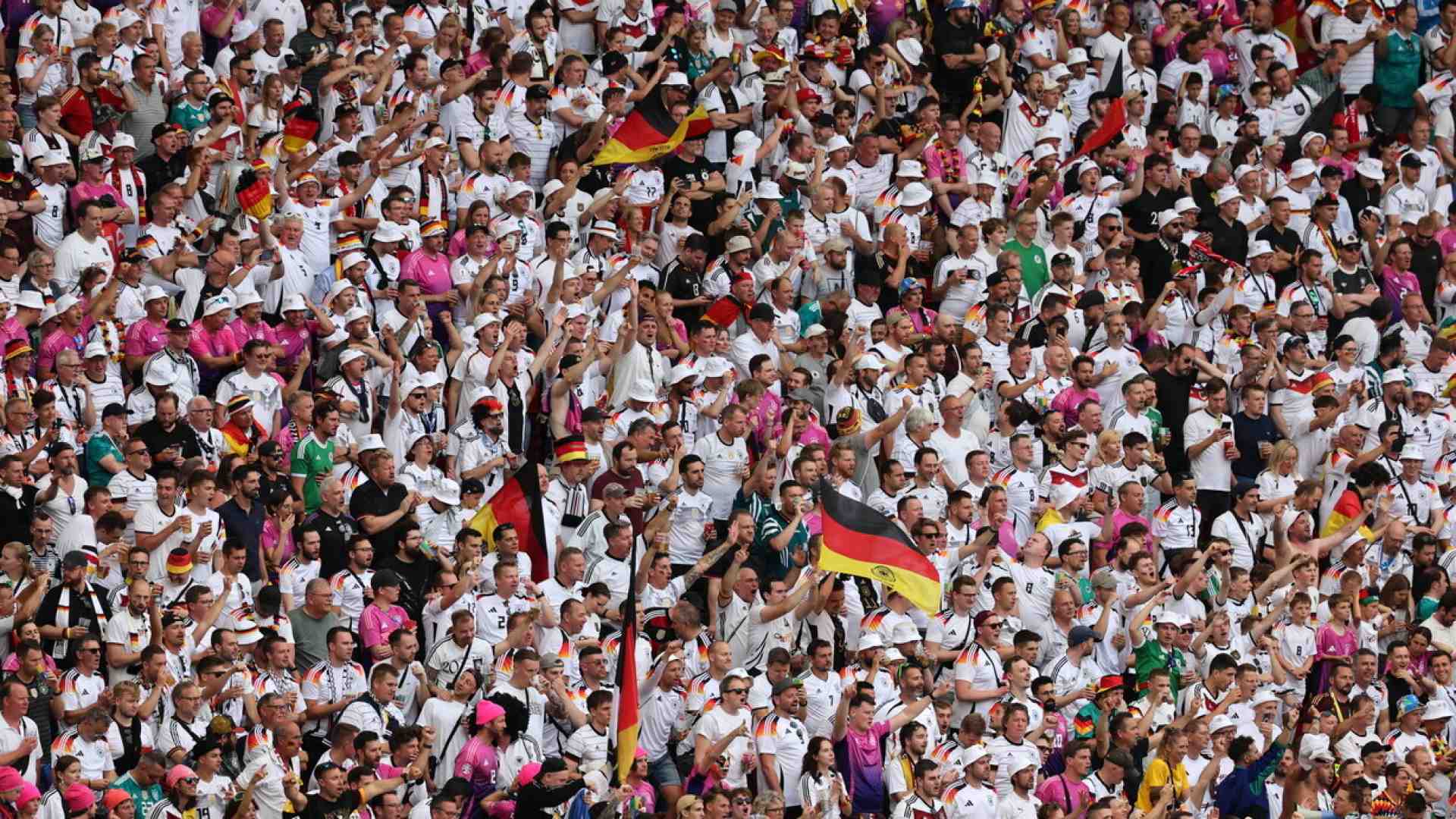Immagine di Urge una scorta di alcol per il secondo turno di Euro 2024
