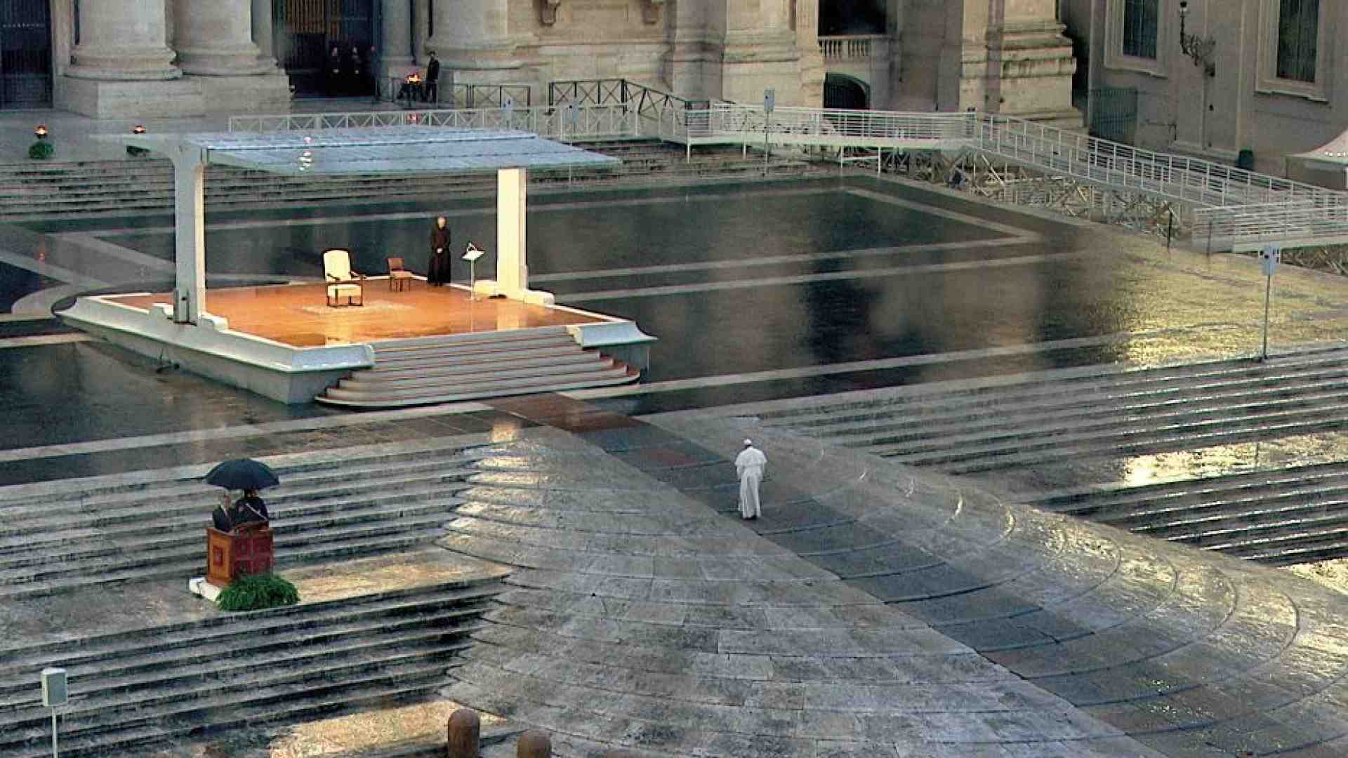 Immagine di Usiamo la tecnologia come un amuleto. Ma solo il sacro ci conforta davvero