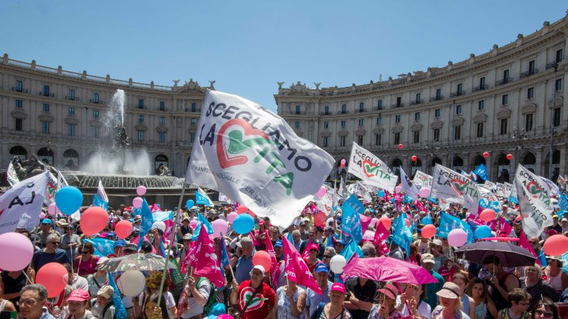 Immagine di In piazza il popolo della vita. «Avanti, senza compromessi»