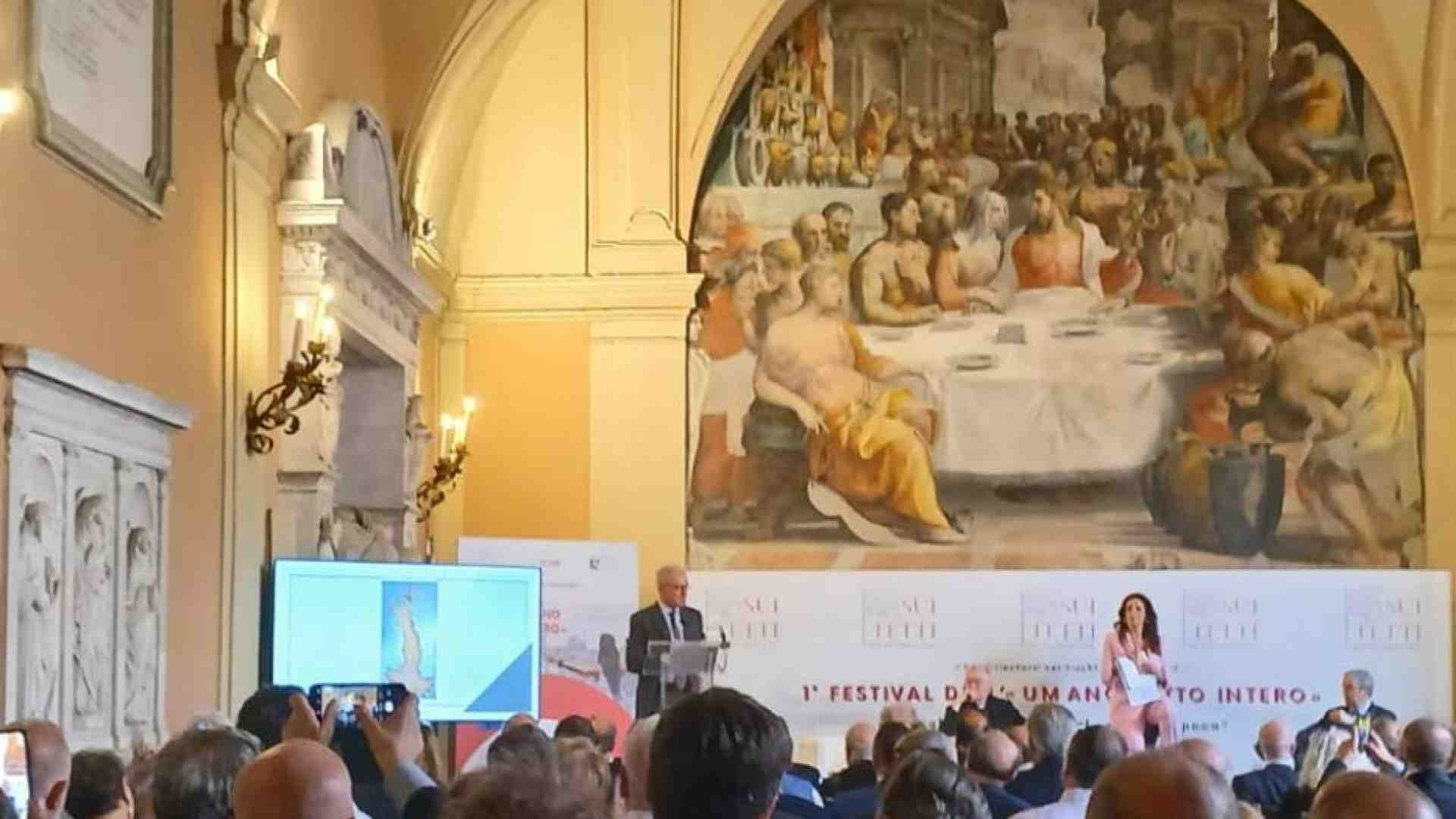 Immagine di Libertà senza limiti o dignità umana? La democrazia al bivio