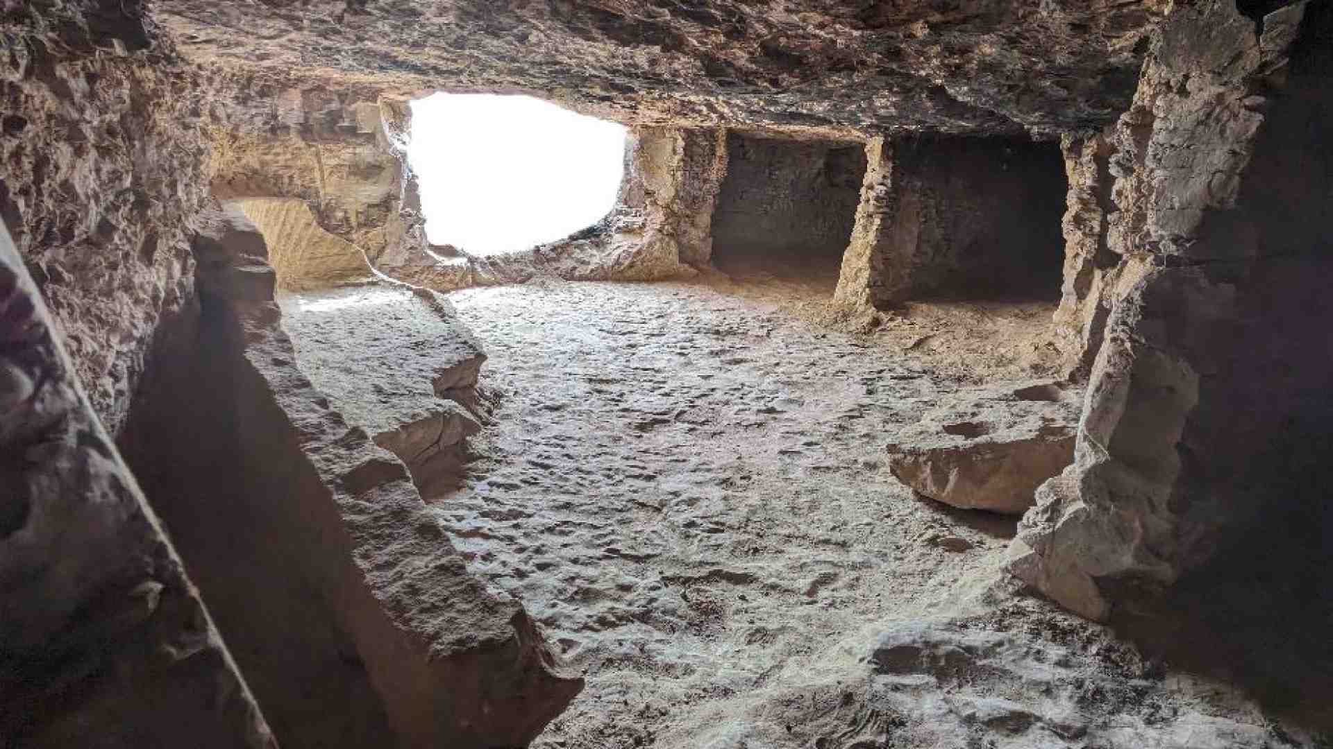 Immagine di Nell'aldilà mai da soli: le tombe familiari degli antichi egizi