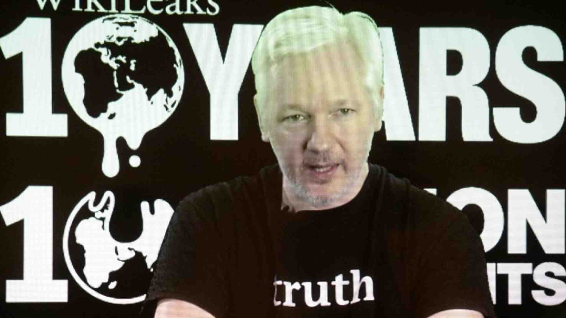 Immagine di Chi è Julian Assange e di quali reati era accusato
