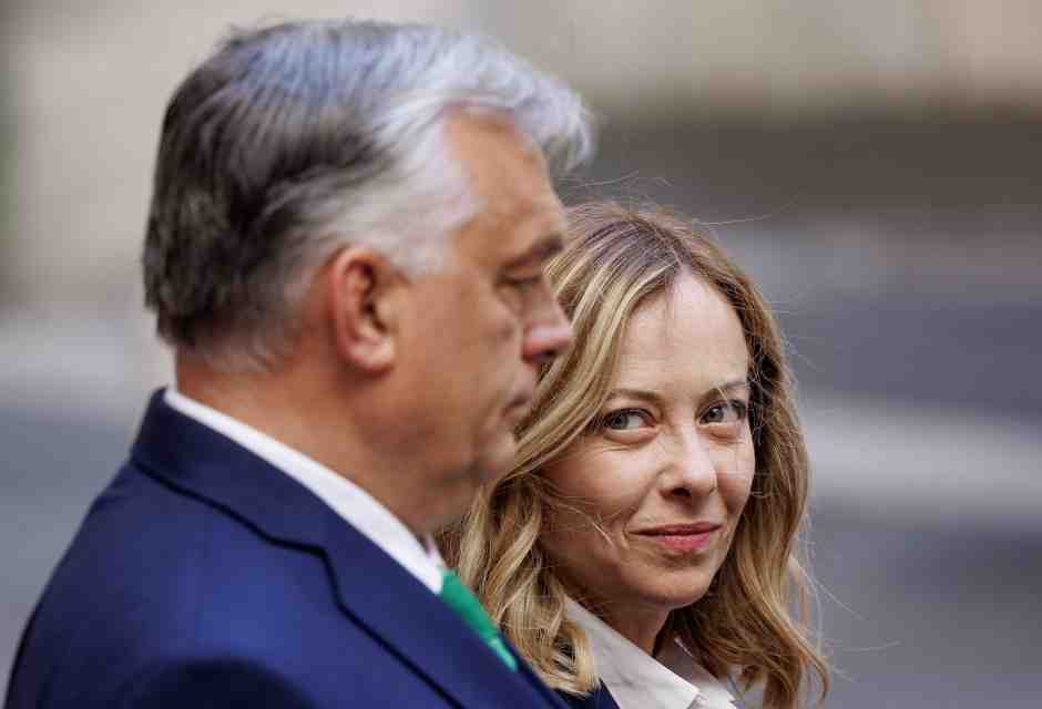 Le trame nere e deliranti di Rep.