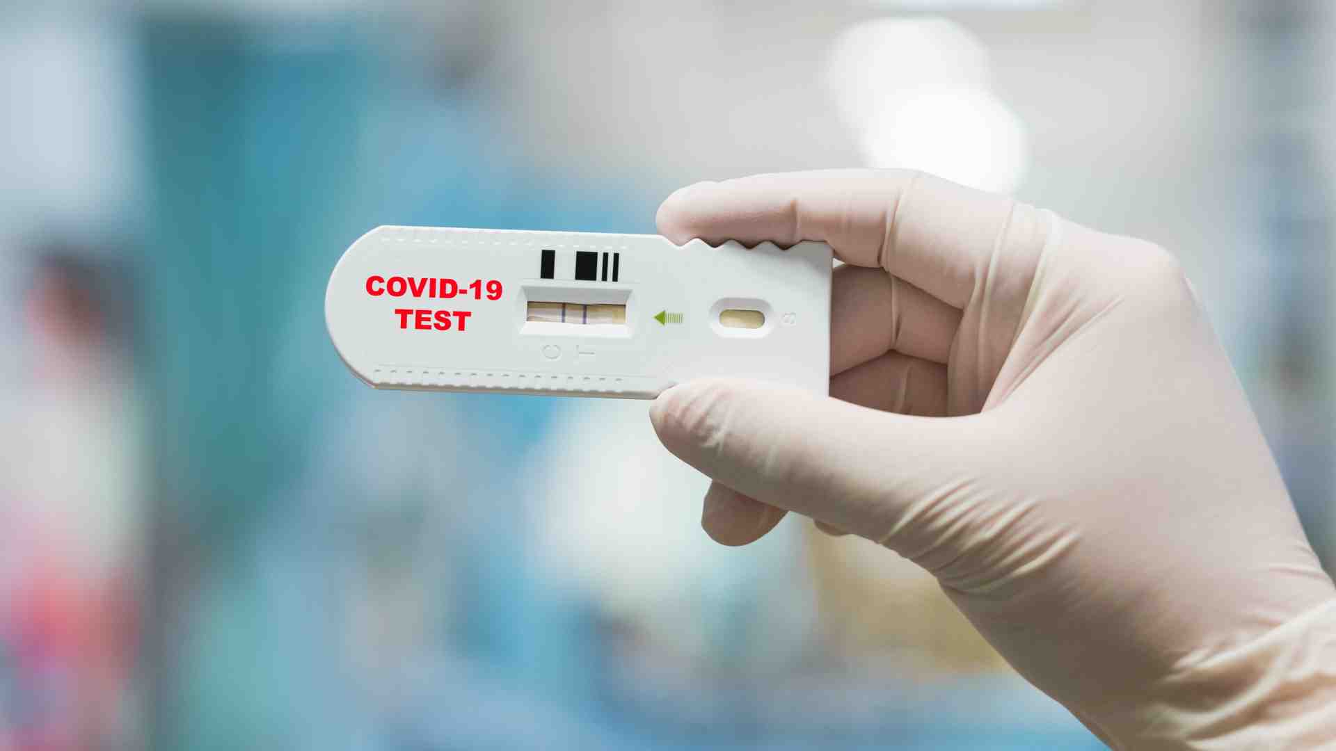 Immagine di Sintomi influenzali e Covid: quando effettuare un test?