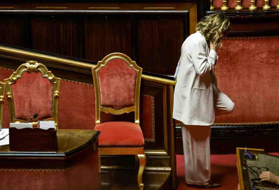 Il bivio di Meloni: pronta all'astensione in Consiglio Ue, ma tratterà fino alla fine