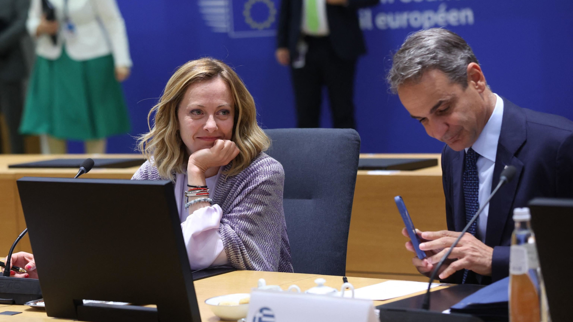 Immagine di Meloni si astiene su Von der Leyen, no a Costa e Kallas. Ma il pacchetto passa