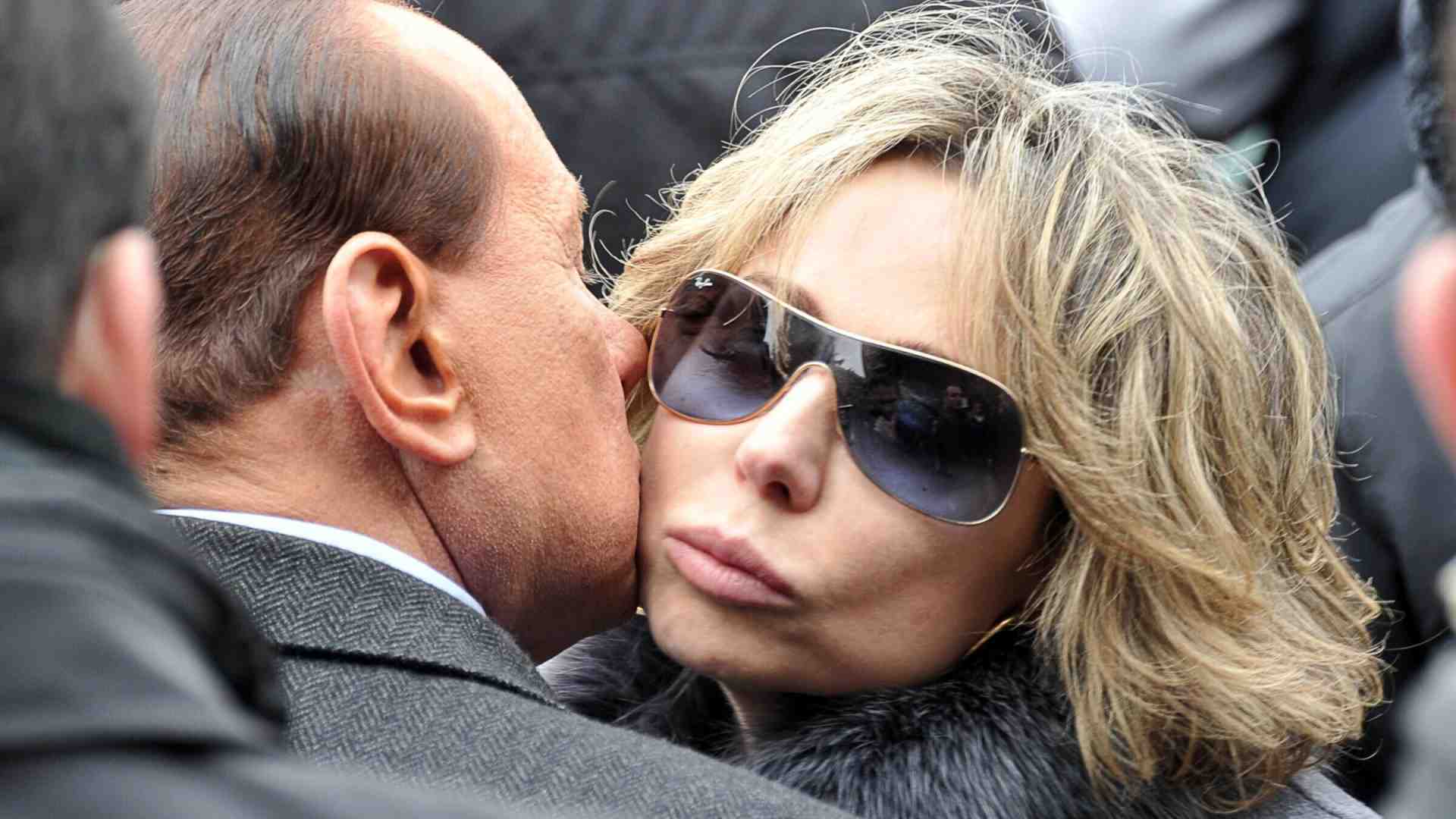 Immagine di Leggere l’intervista a Marina Berlusconi sul Cav. e non riconoscere il Cav. (ma solo la Ztl)