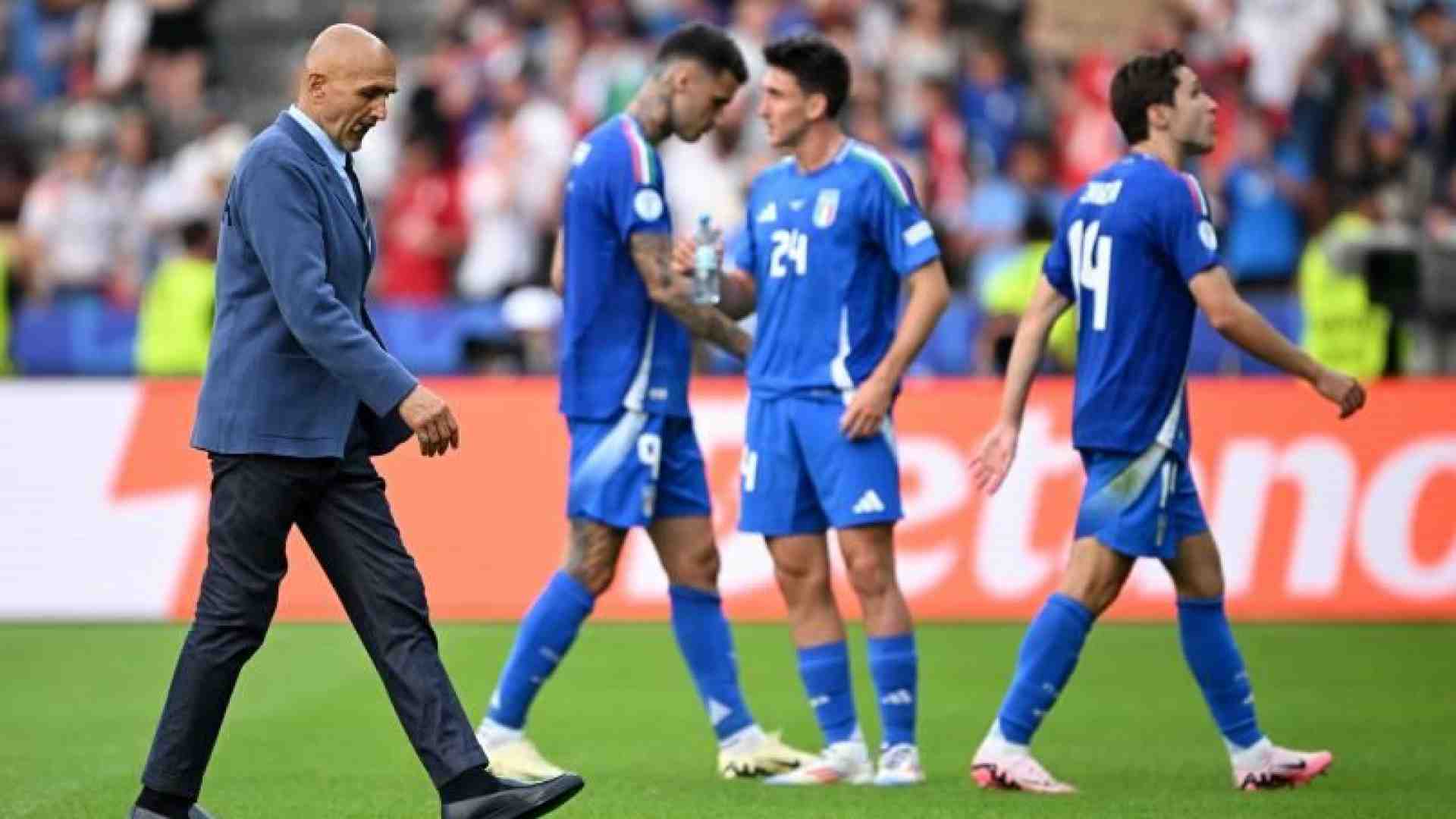 Immagine di Una brutta Italia si ferma ancora al confine svizzero: fuori dagli Europei