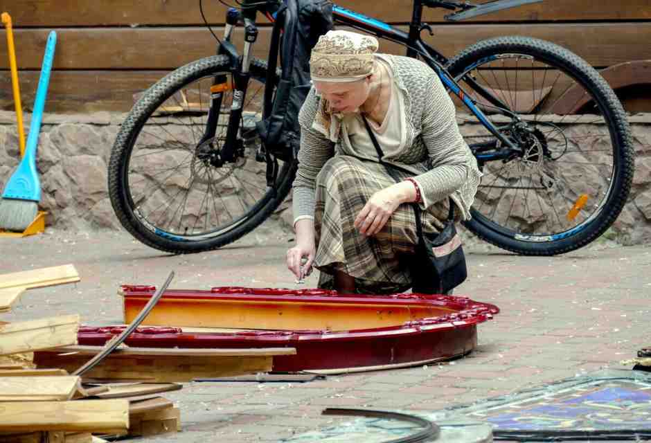 &nbsp;Una cittadina di Odessa - foto Ansa