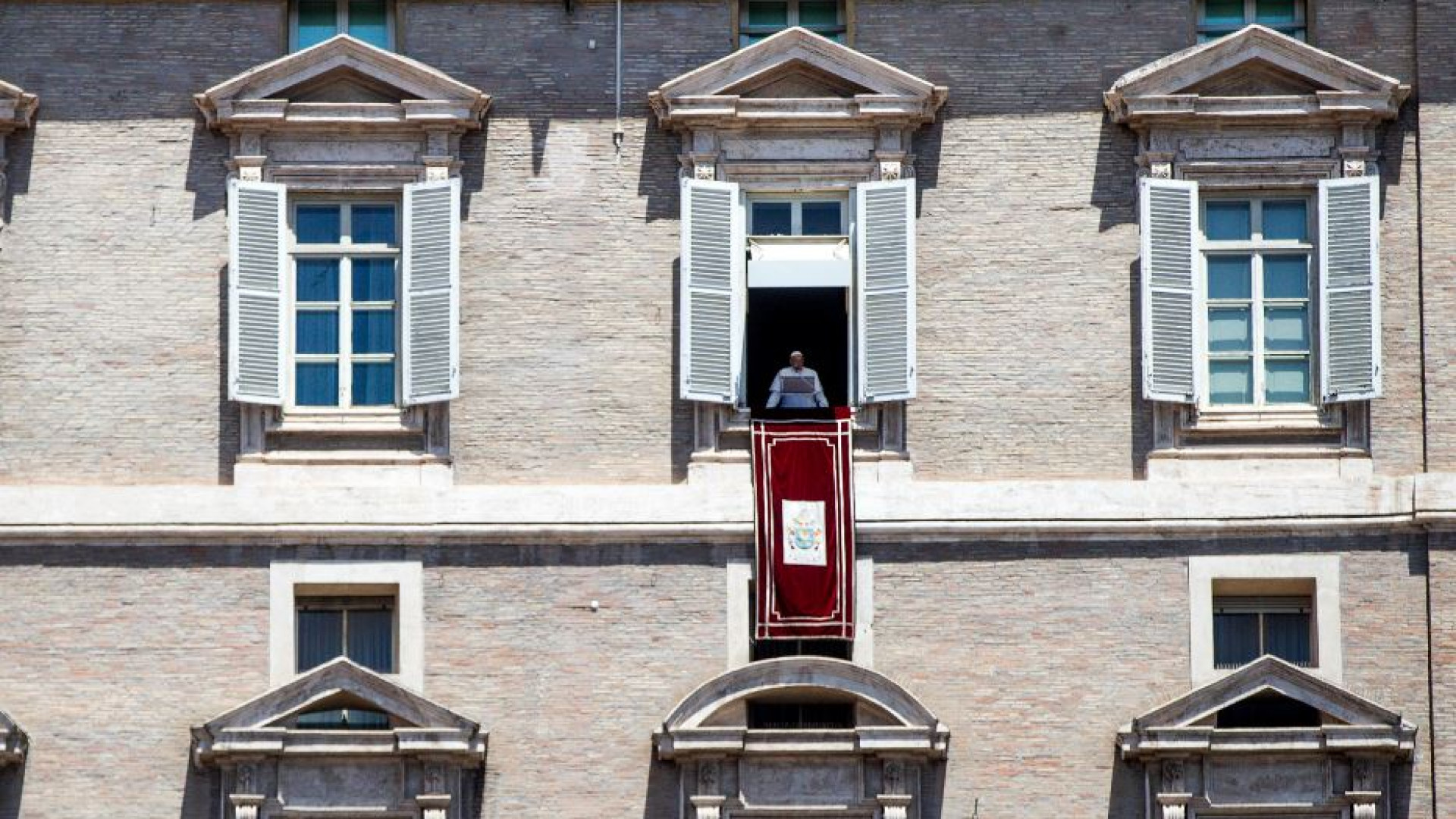 Immagine di Il Papa: «Tanti cristiani ancora oggi perseguitati e uccisi per la fede»