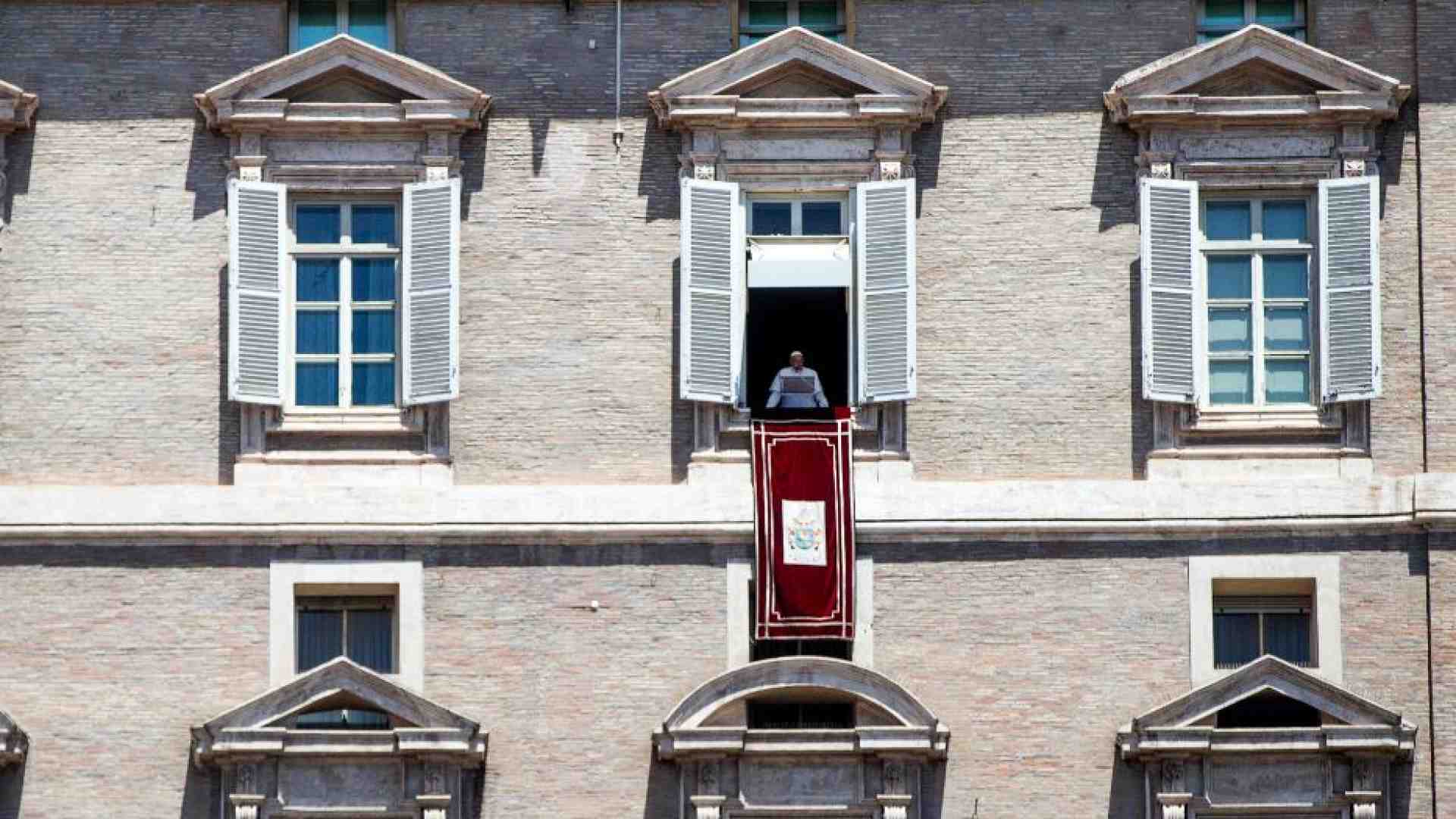 Immagine di Il Papa: «Tanti cristiani ancora oggi perseguitati e uccisi per la fede»