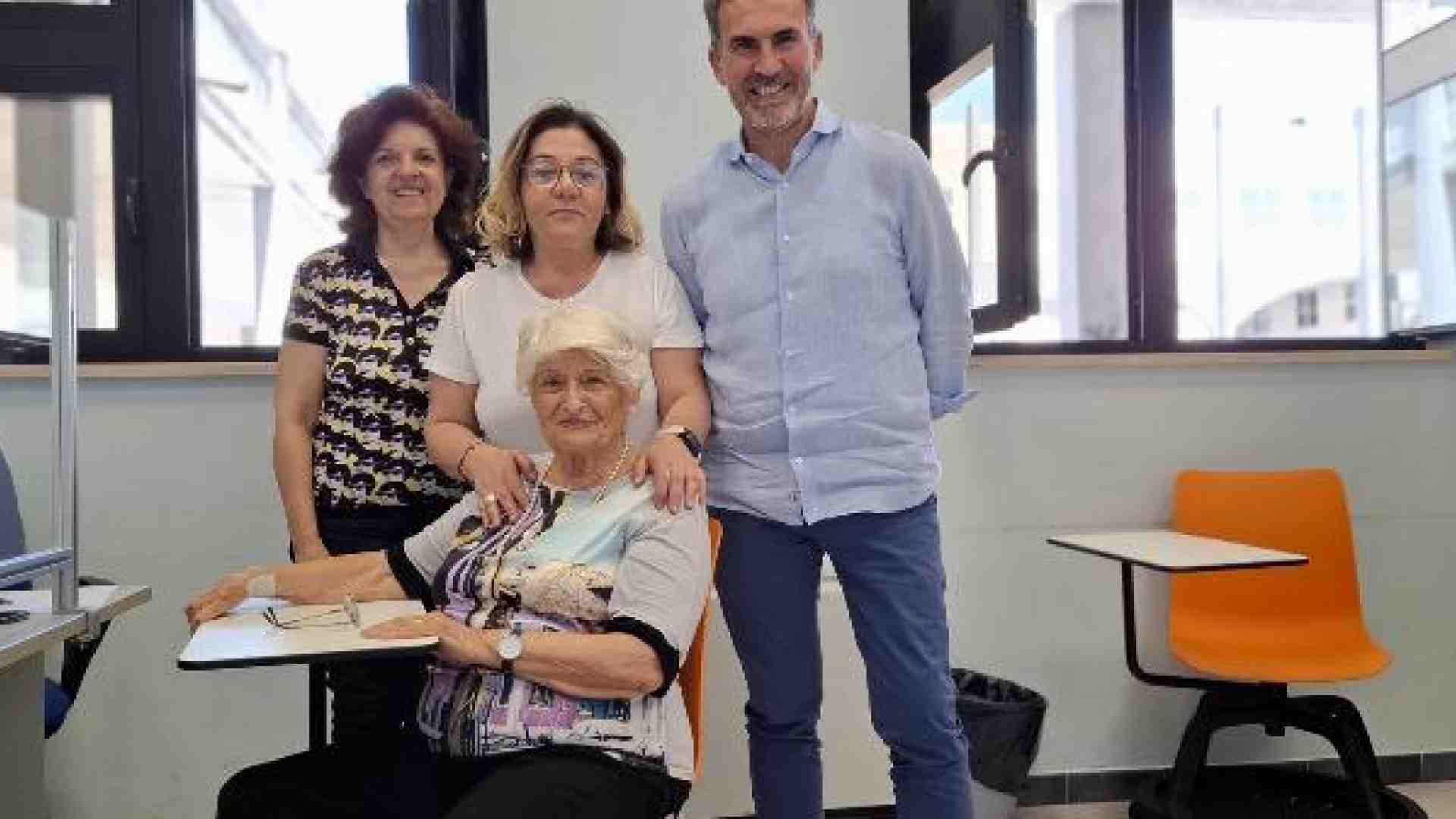 Immagine di Il record di Marianna. A 93 anni prende il diploma di terza media