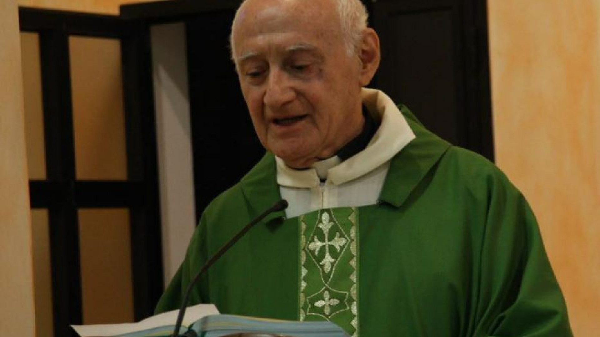 Immagine di Addio al vescovo Biguzzi, voce contro i "diamanti insanguinati" in Sierra Leone