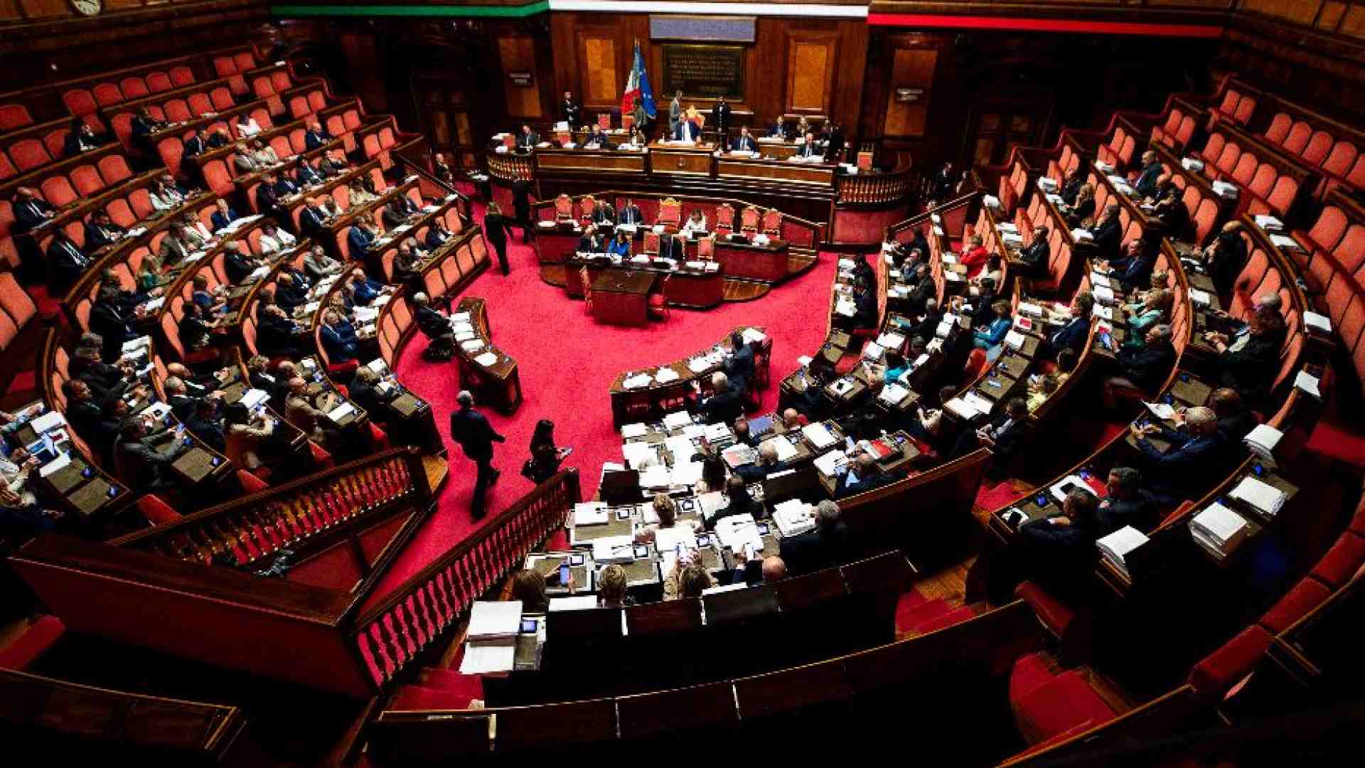 Immagine di Avanza la legge sulla surrogata "reato universale". Quando il voto in aula?