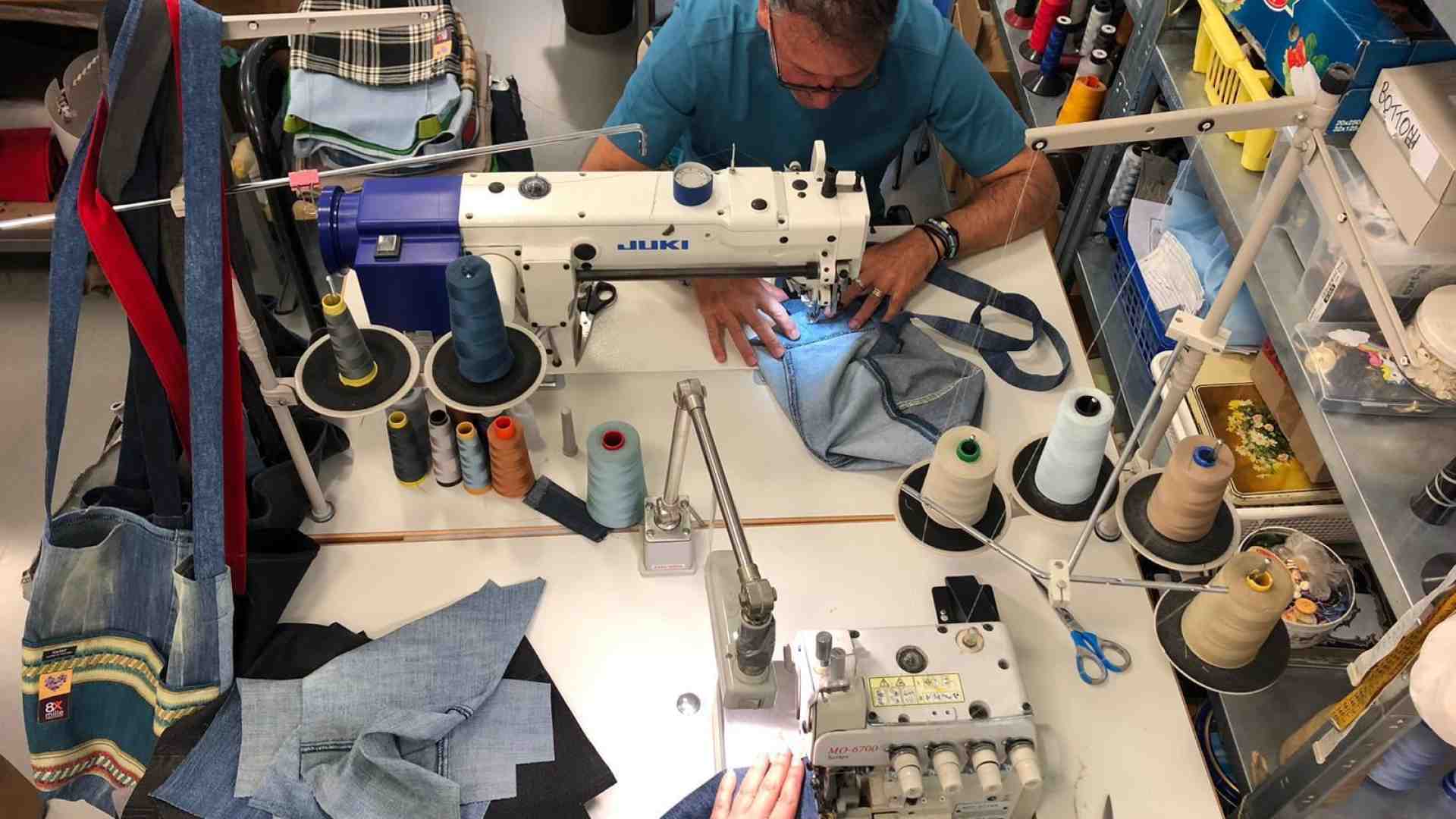 Immagine di Lavoro, cura, relazioni: a Trieste la sartoria sociale in nome di Basaglia