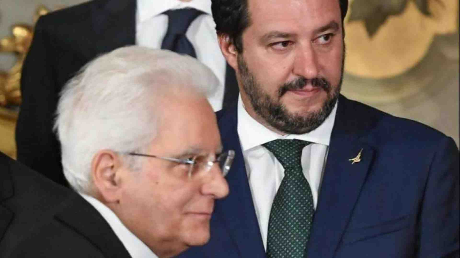 Immagine di Sgarbo di Salvini al Colle. Meloni: «Mattarella strumentalizzato»