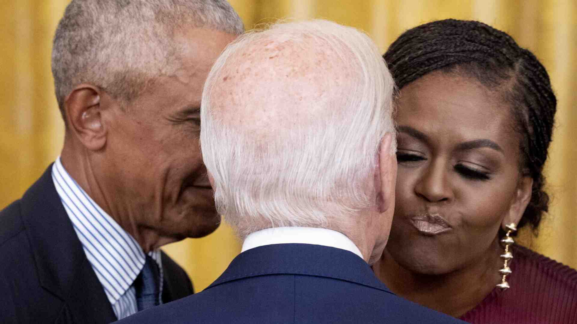 Immagine di Sondaggio Ipsos in America: contro Trump c’è solo Mrs. Obamaaaaaa