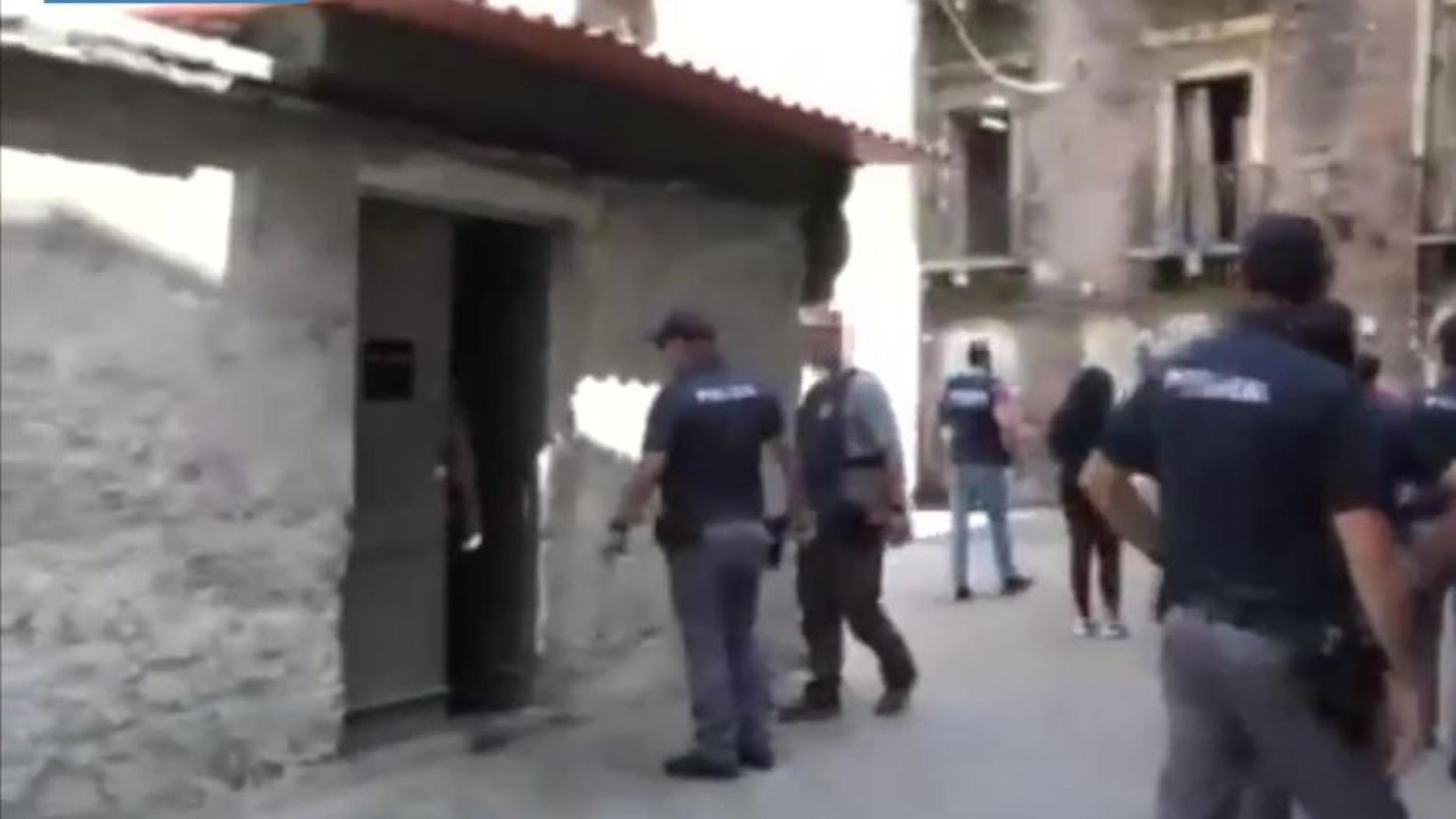 Immagine di Maxi operazione contro la prostituzione in 27 province, sette arrestati
