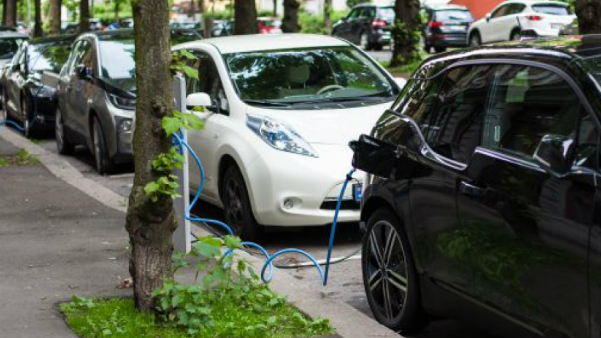 Immagine di La Commissione impone dazi compensativi provvisori sulle importazioni di veicoli elettrici a batteria dalla Cina