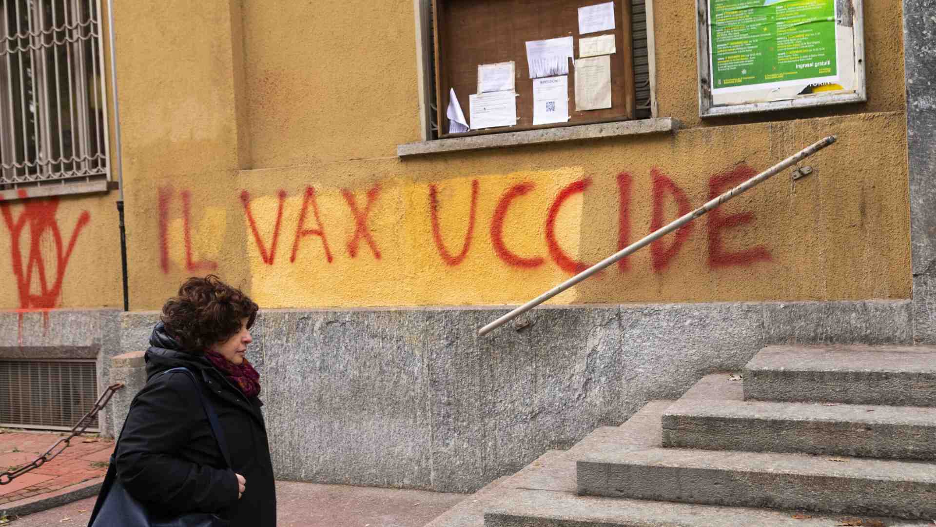 Immagine di Un nuovo studio, sbandierato senza verifiche, rianima lo zoo no vax