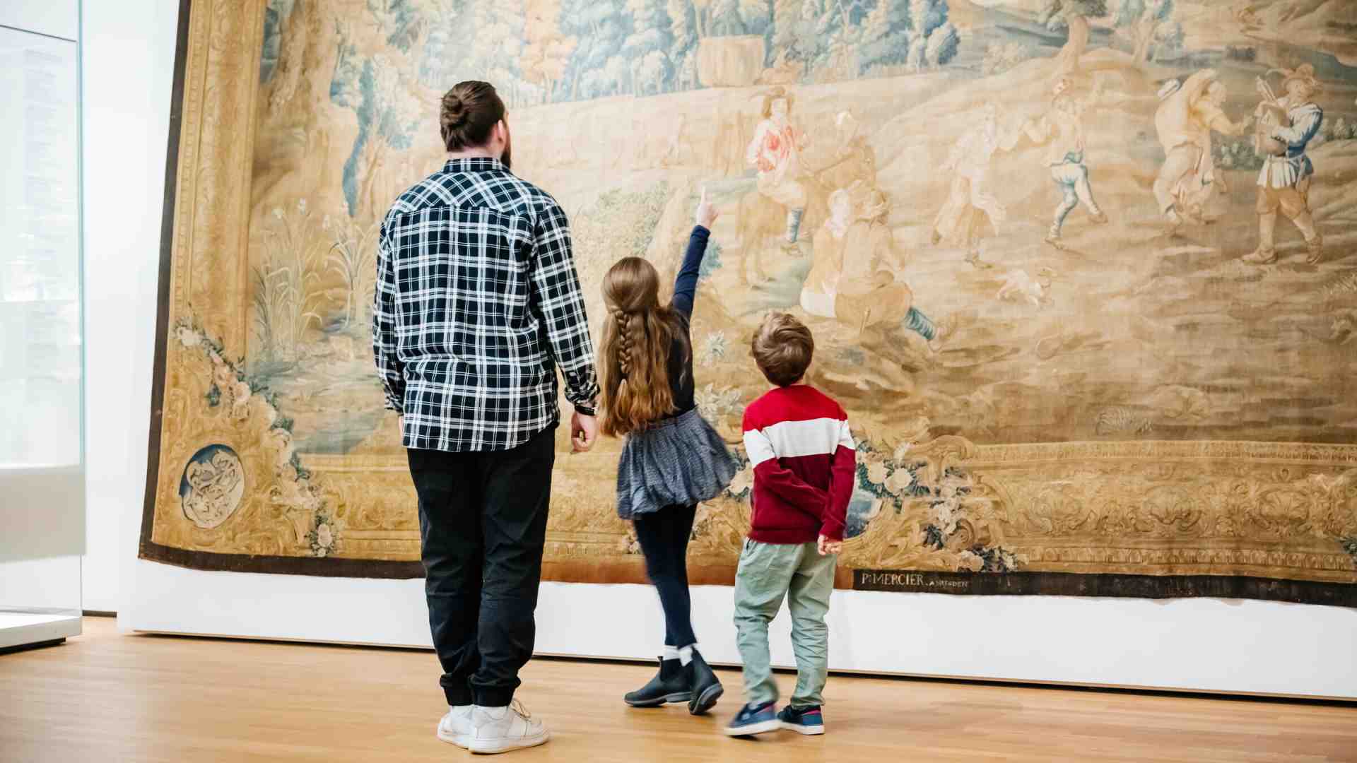 Immagine di Le famiglie nelle opere di due grandi artisti, Abramovic e Bourgeois
