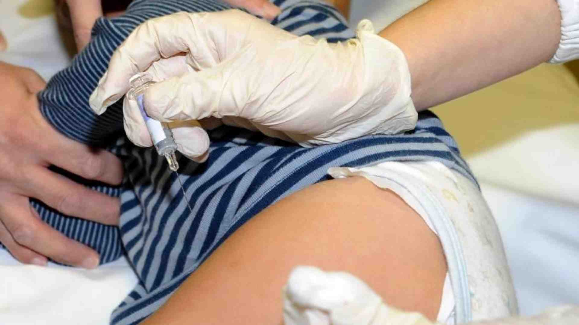 Immagine di La Lega riapre il fronte per togliere l'obbligo su 12 malattie