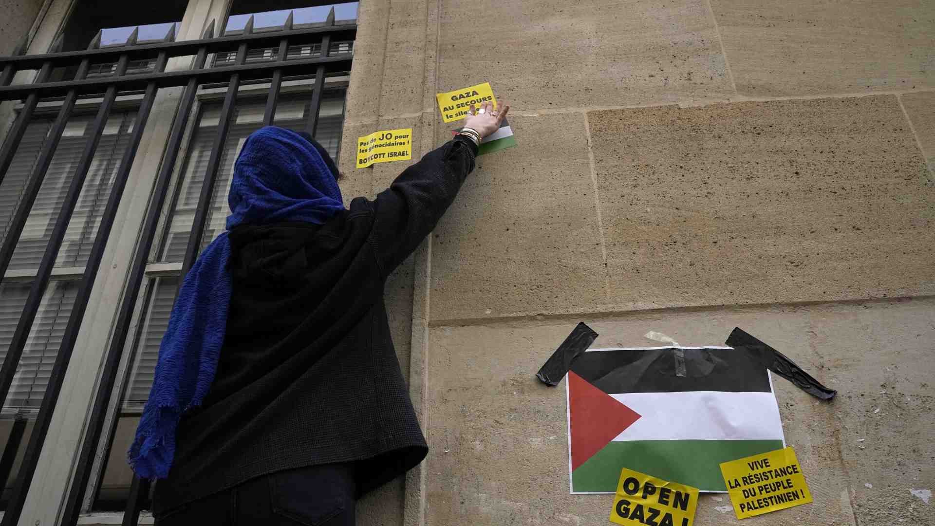 Immagine di “No al masochismo suicida, sì a Israele”. Riscossa intellettuale a Parigi