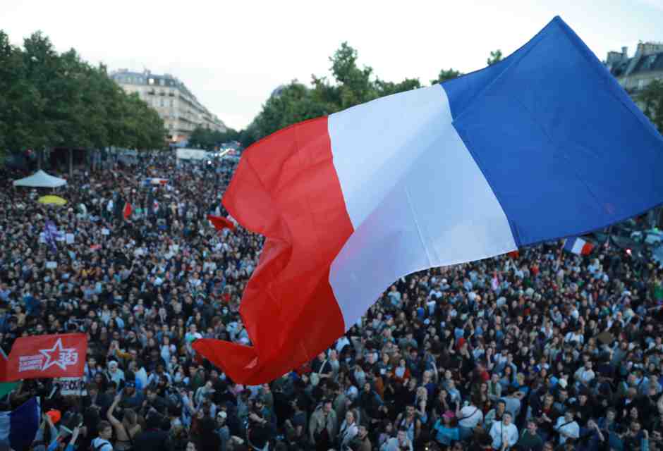 A Place de la Republique dopo i risultati del secondo turno delle elezioni legislative francesi a Parigi, il 7 luglio 2024 (Mohamad Salaheldin Abdelg Alsayed/Anadolu)&nbsp;<br />