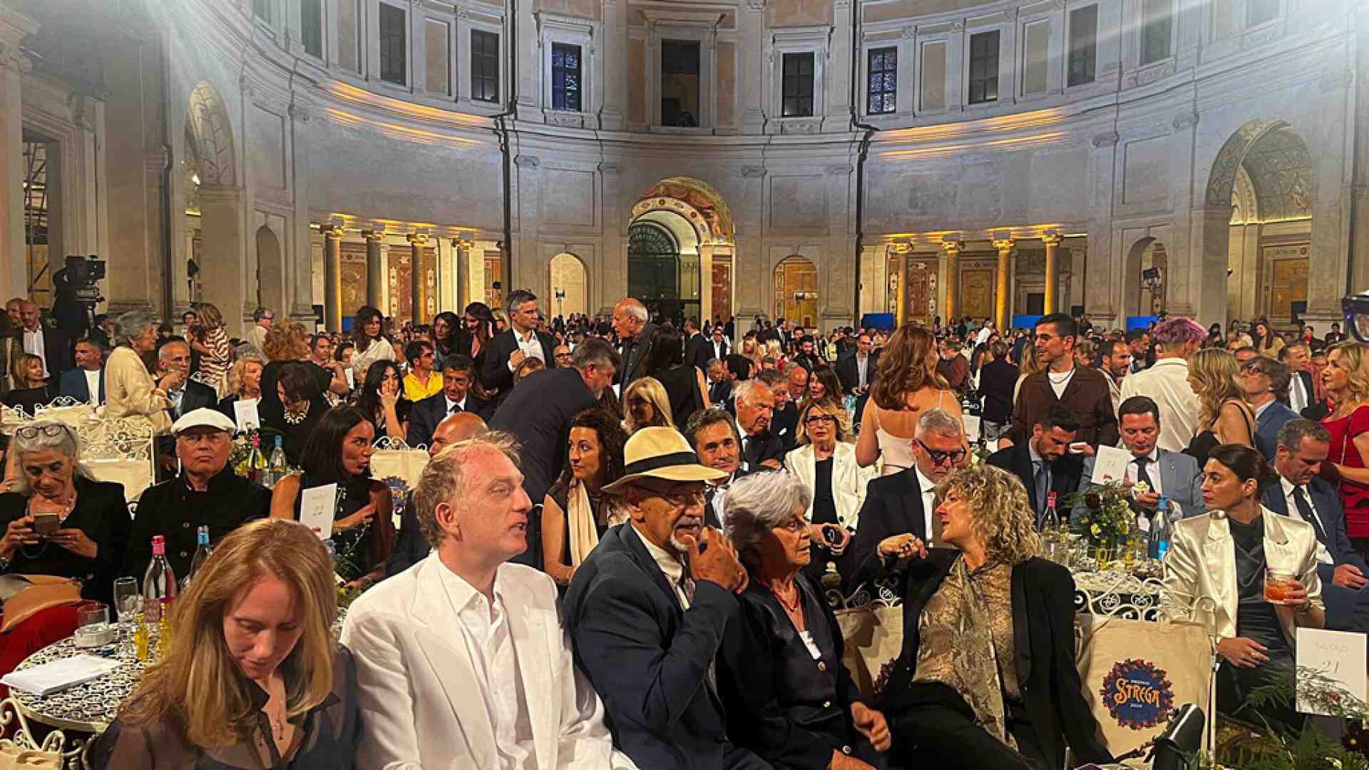 Immagine di Nella cinquina che sognavamo, un solo titolo è anche fra gli 82 dello Strega