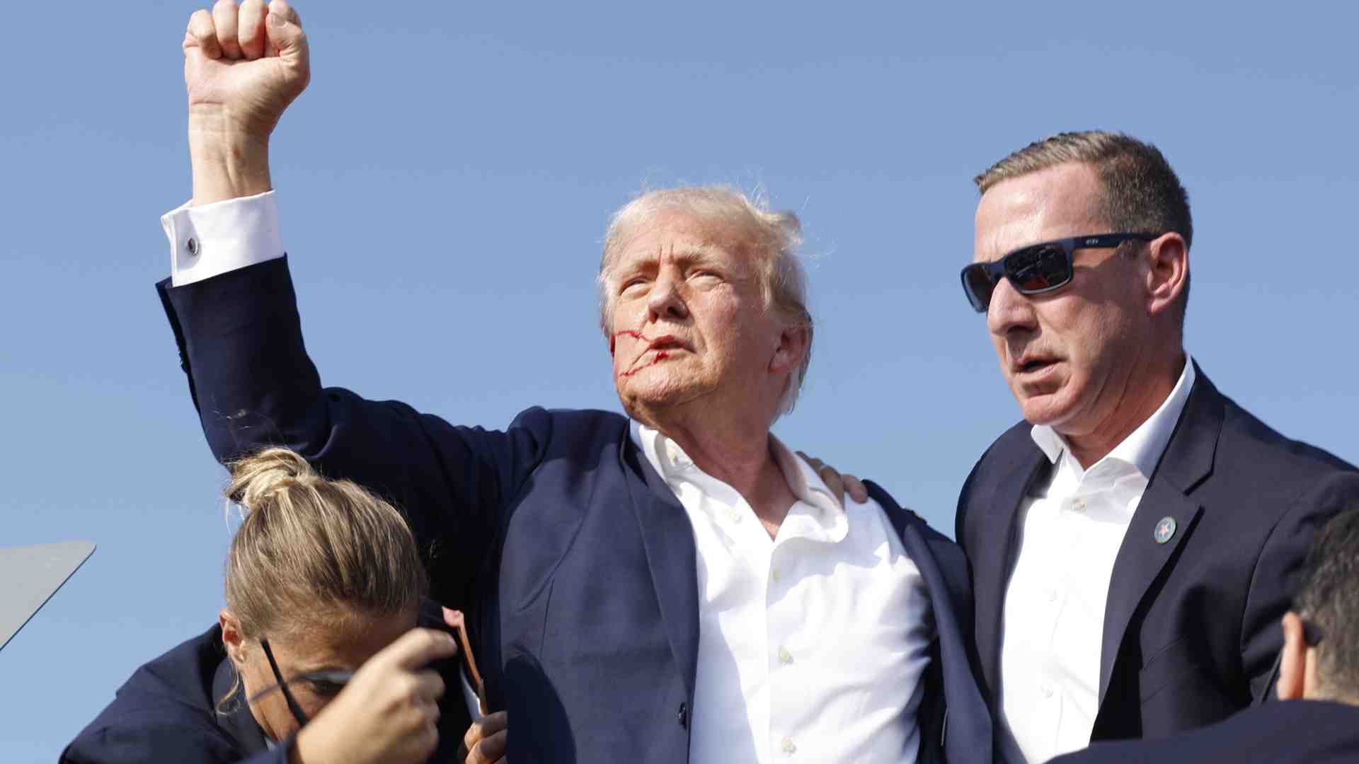 Immagine di L'attacco a Trump è stato un "tentato omicidio" e l'uomo che l'ha colpito è stato ucciso