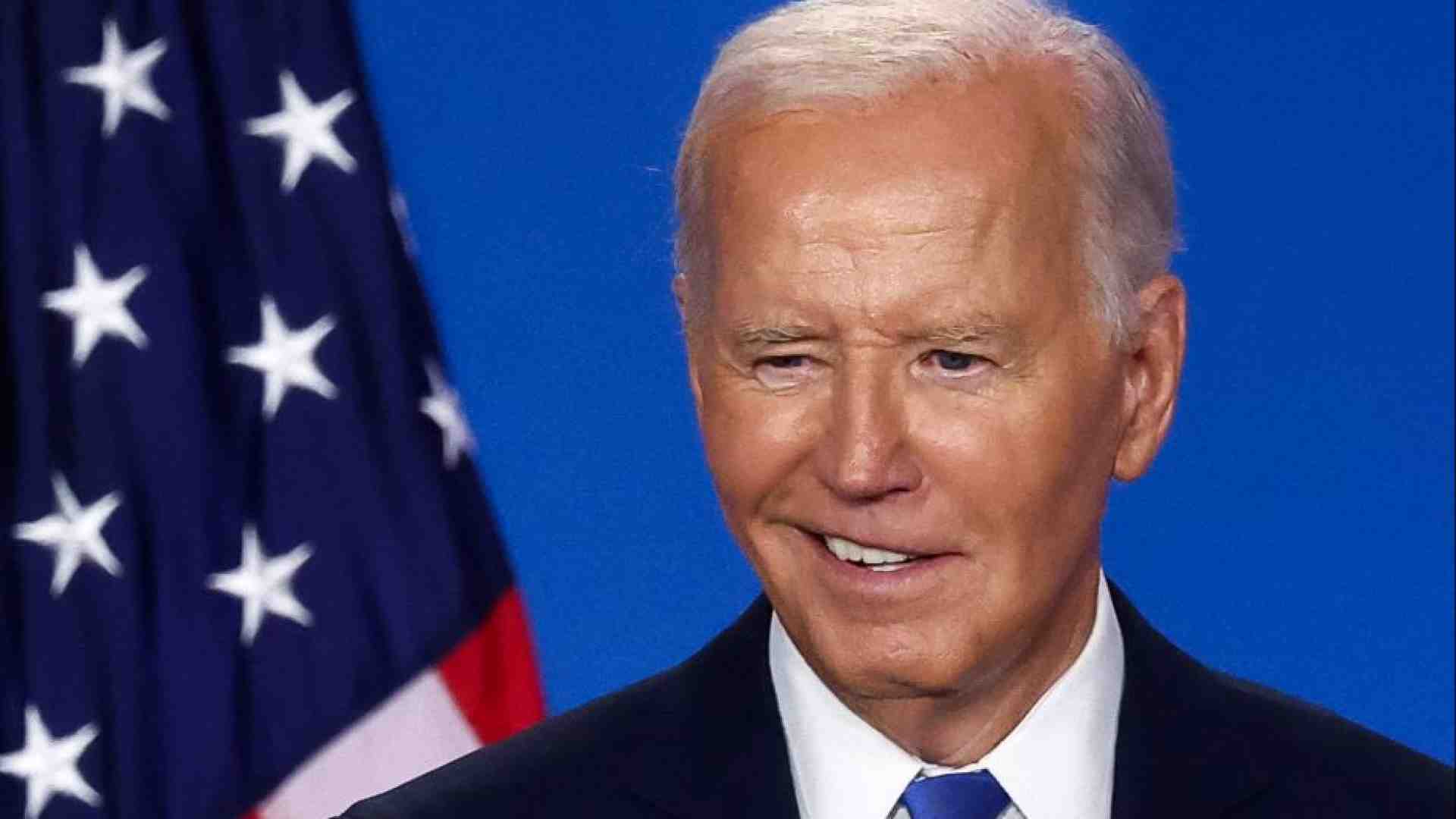 Immagine di Biden riparte: «Sono vecchio, ma lucido». E chiama Trump a un nuovo duello in tv