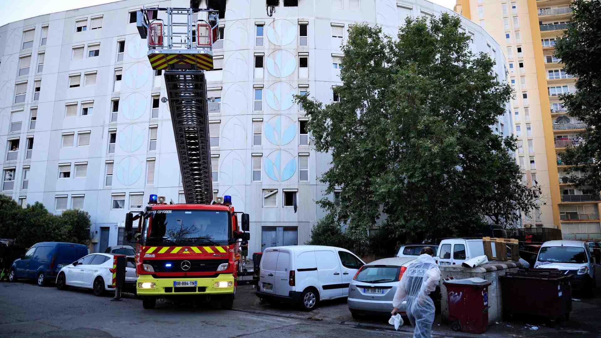 Immagine di Incendio doloso in un palazzo di Nizza: morte 7 persone, 3 sono bambini
