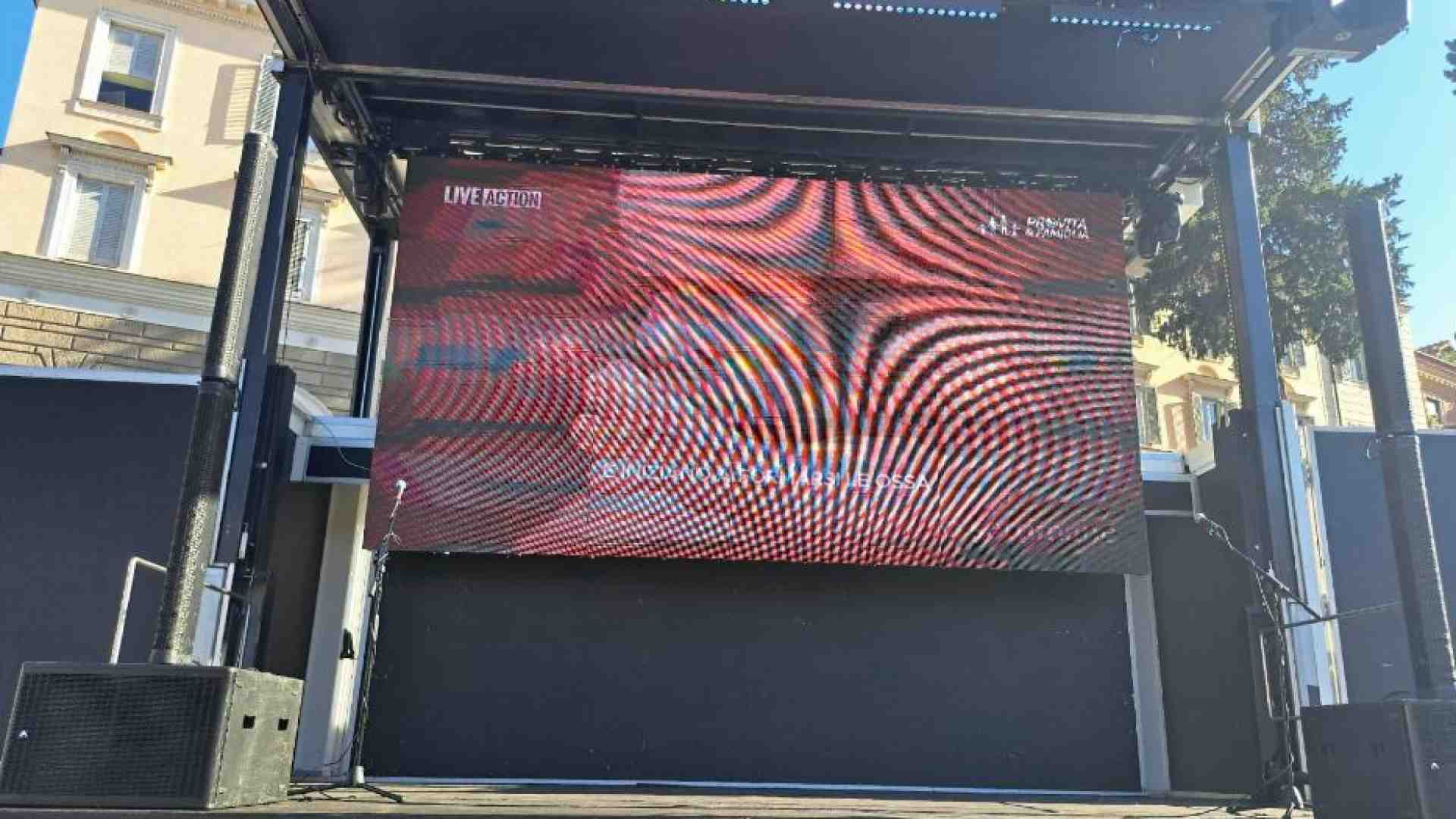 Immagine di Polemiche a Bologna per la proiezione in piazza del video "Baby Olivia"