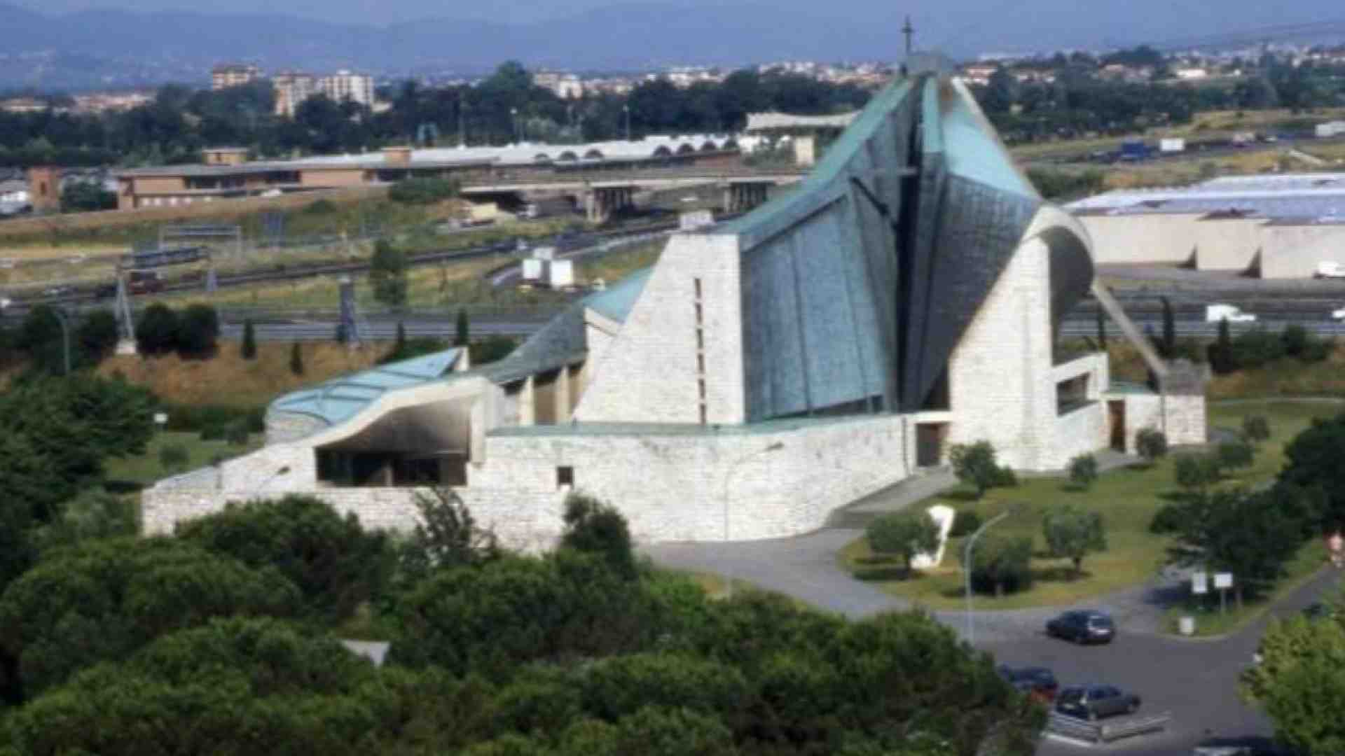 Immagine di Da 60 anni una tenda sull’autostrada A1