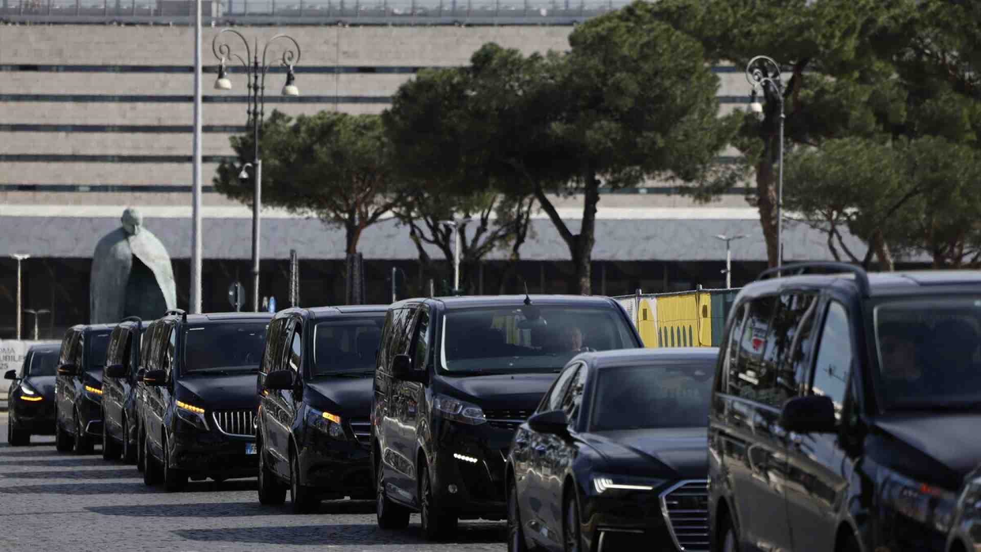 Immagine di Licenza di concorrenza. La Corte rende giustizia agli Ncc e indica una via contro l’Italia della rendita