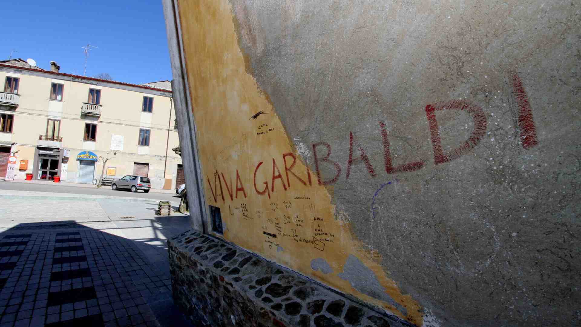 Immagine di È tutto un lamento, tanto vale lamentarsi insieme. Il festival a Soveria Mannelli