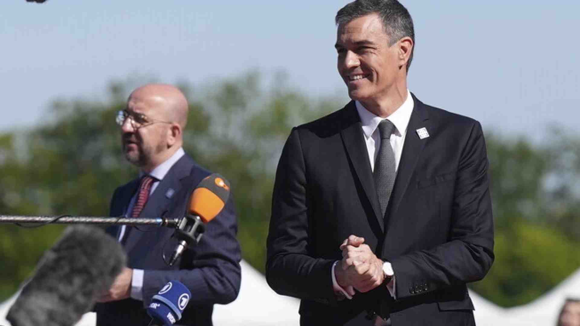 Immagine di Il silenzio sprezzante di Sánchez sulle accuse di corruzione alla moglie