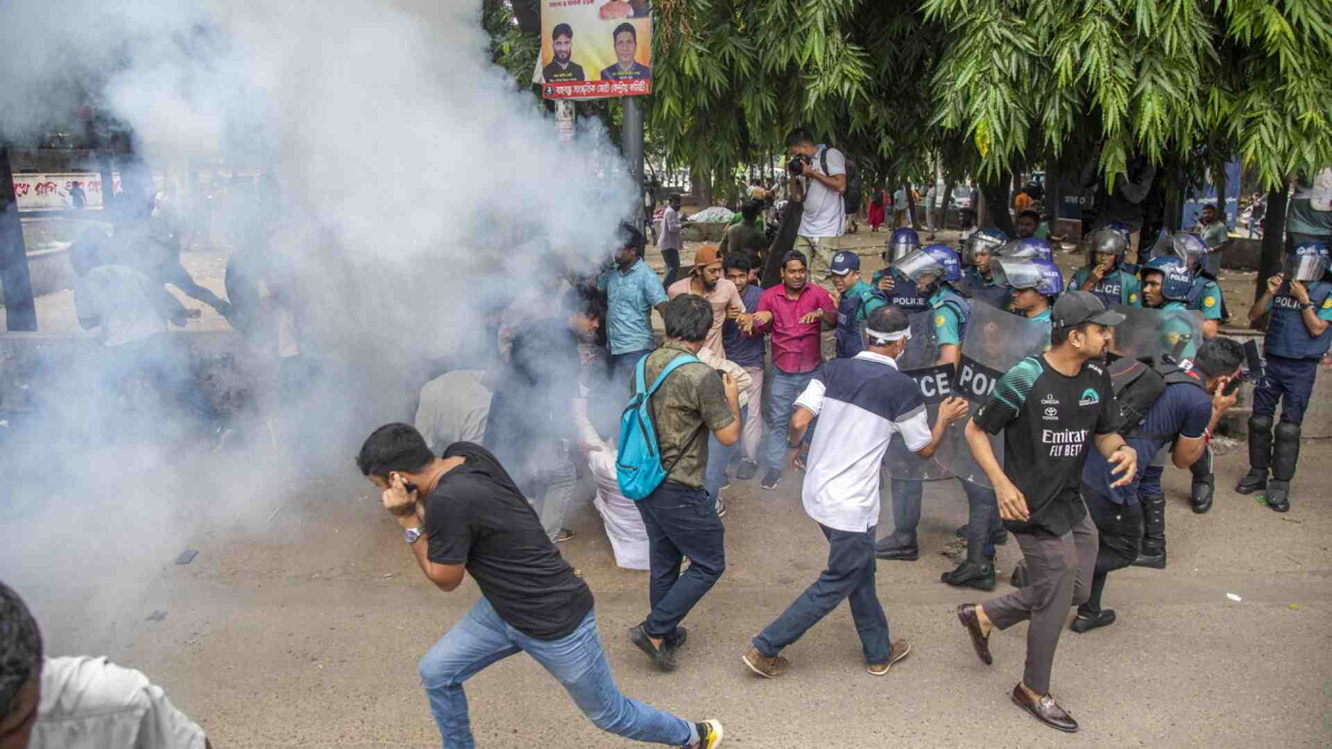 Immagine di In Bangladesh il governo sempre più autoritario di Sheikh Hasina spara sui suoi studenti