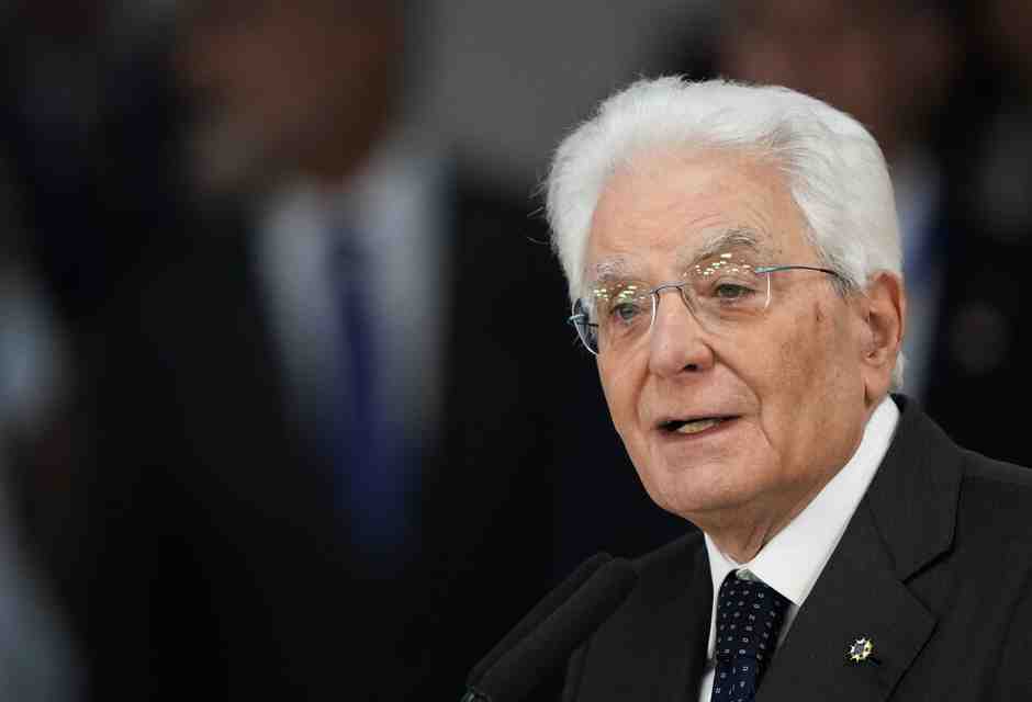 Sergio Mattarella - foto LaPresse