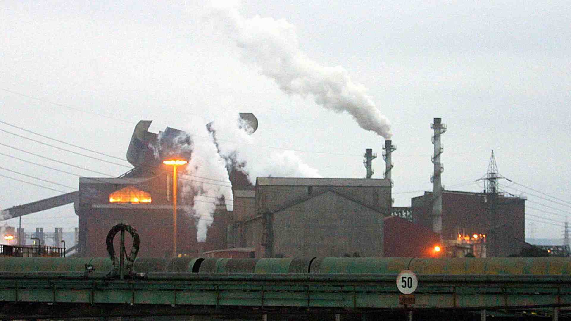 Immagine di Telenovela Ilva: i nodi irrisolti nonostante i sei acquirenti annunciati da Urso
