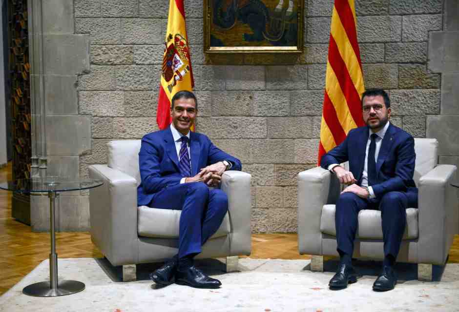 Pedro S&aacute;nchez&nbsp;e&nbsp; Pere Aragon&egrave;s (Ansa)