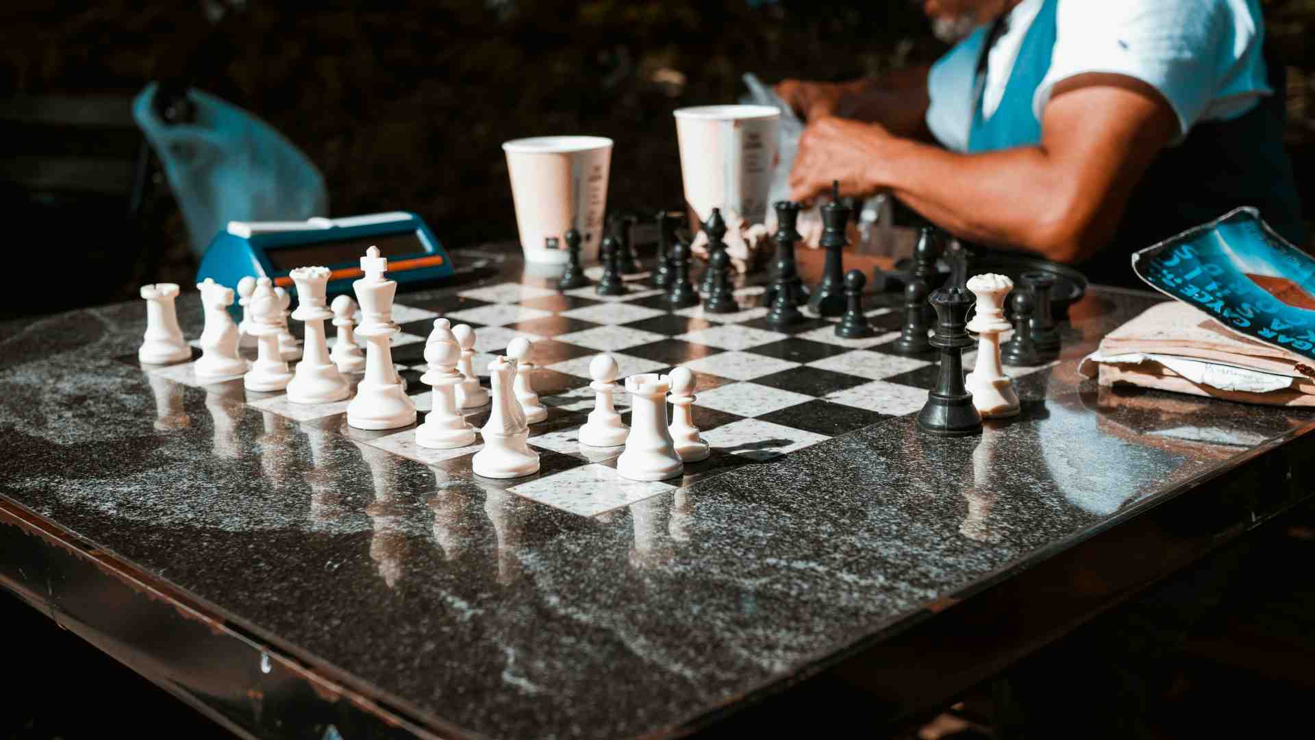Immagine di L’intelligenza è un dato di fatto che mai come oggi chiede di essere decifrato