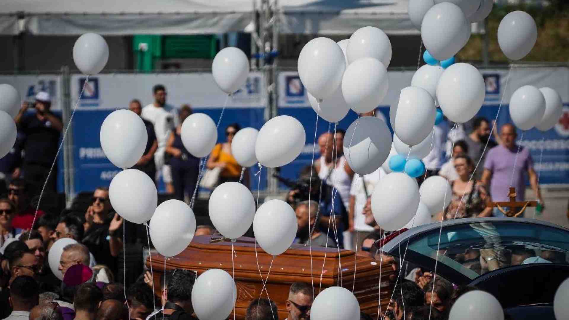 Immagine di Scampia piange i suoi figli. «Lo Spirito soffi sulle vele»
