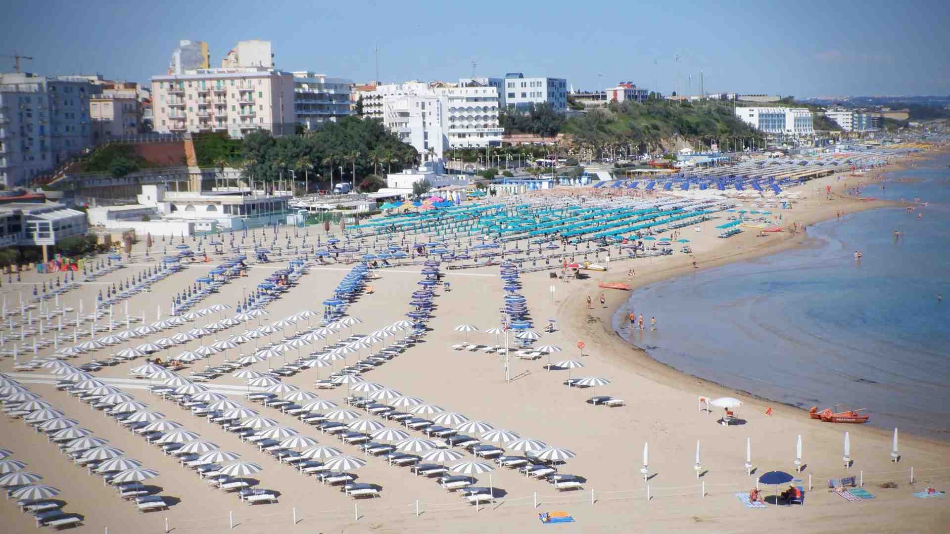 Immagine di Diciassettenne annega in mare. Tredicenne perde la vita sull'Oglio