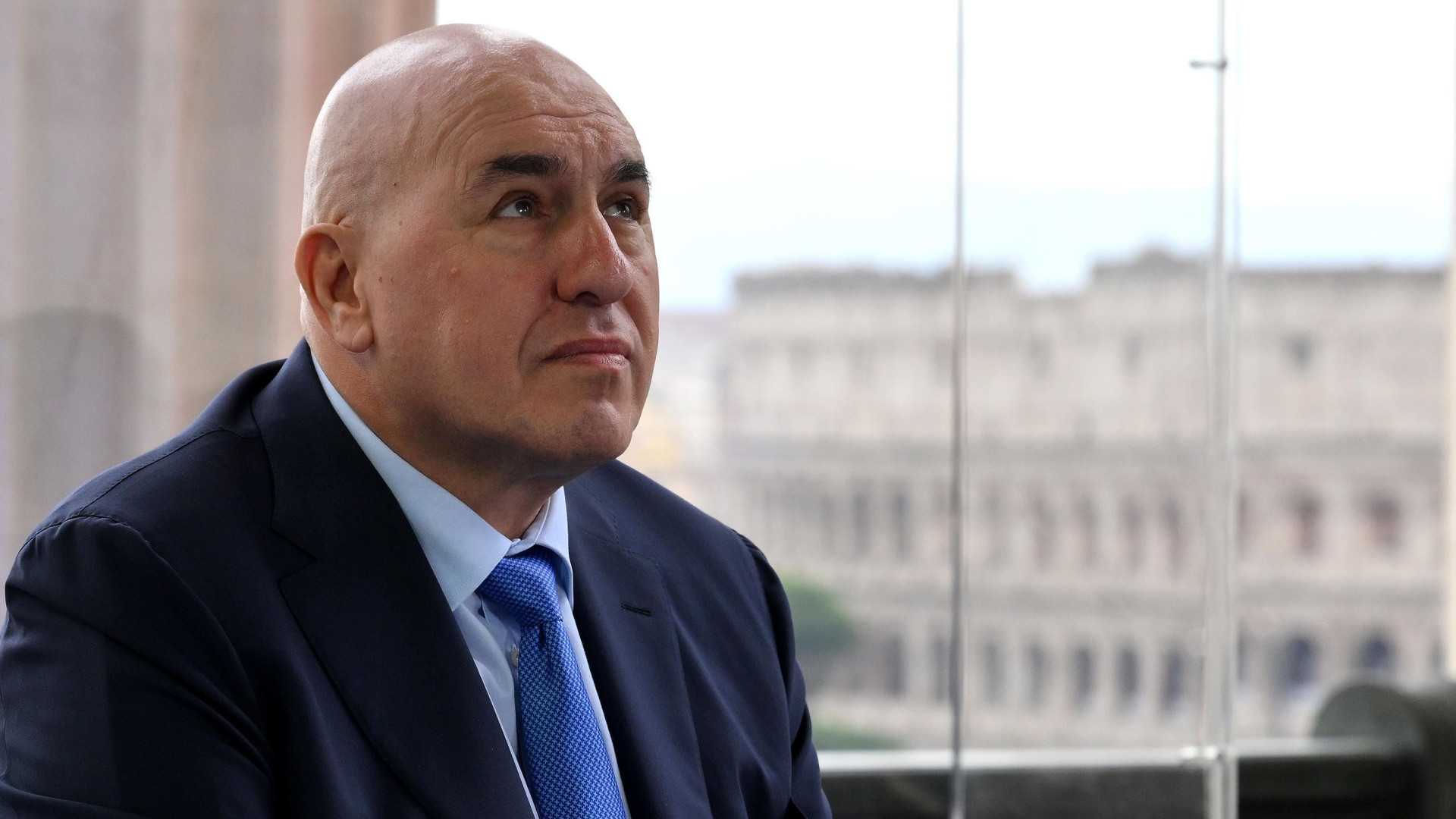 Immagine di Sale la preoccupazione. Crosetto: Tempo è scaduto. Tajani: Proteggere italiani