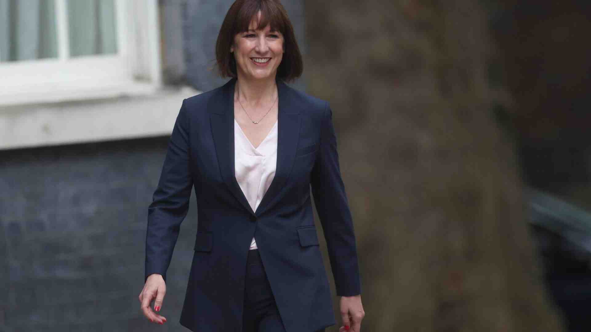 Immagine di In Gran Bretagna Rachel Reeves alle prese con i conti sbagliati dei Tory